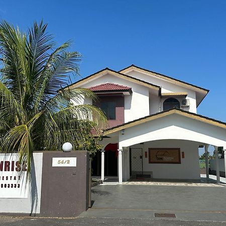 Sunrise Homestay Alor Setar Extérieur photo